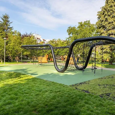 Heart Of With Terrace & Old Town View Appartement *